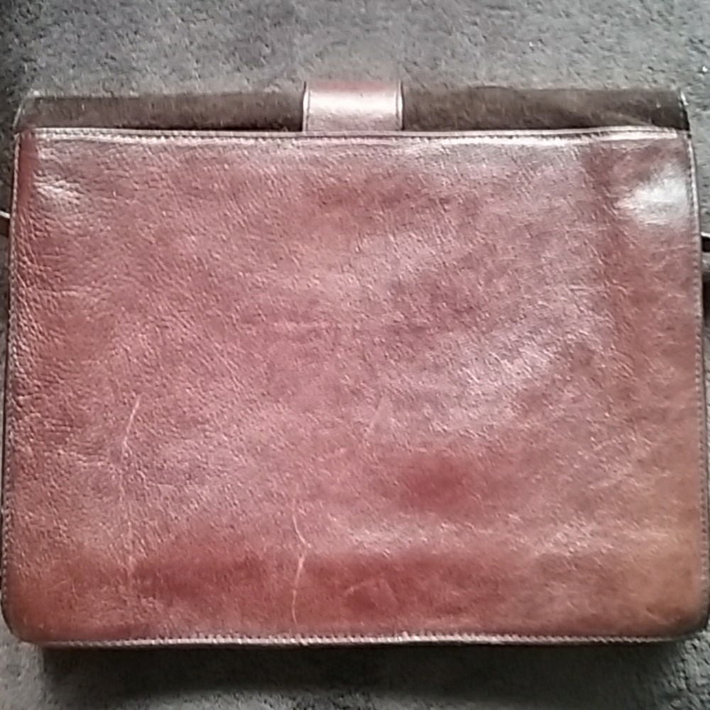 BALLY Rare Vintage Crossbody Bag - Picture 5 of 8